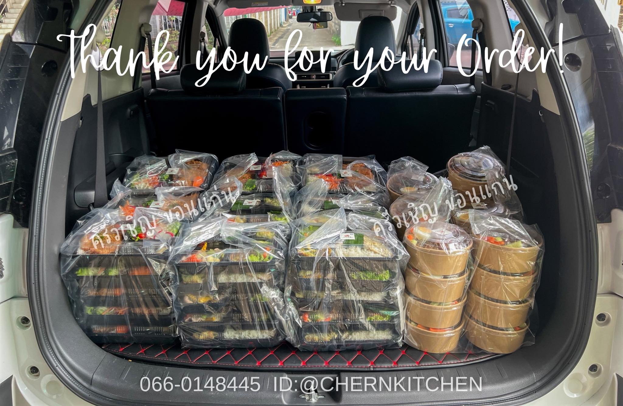 รายการอาหารวันนี้ 3 แบบ 3 สไตล์ 🍱🍱🍱 จัดส่งเรียบร้อยแล้วค่ะ✅✅ โทร : 066-014-8445 Line: @chernkitchen ข้าวกล่องขอนแก่น