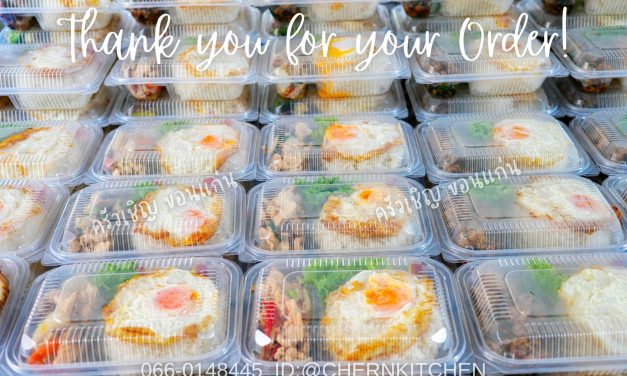 กระเพราหมูสับ ไข่ดาว ไก่ผัดน้ำมันหอย ไข่ดาว หมูผัดผักรวม ไข่ดาว